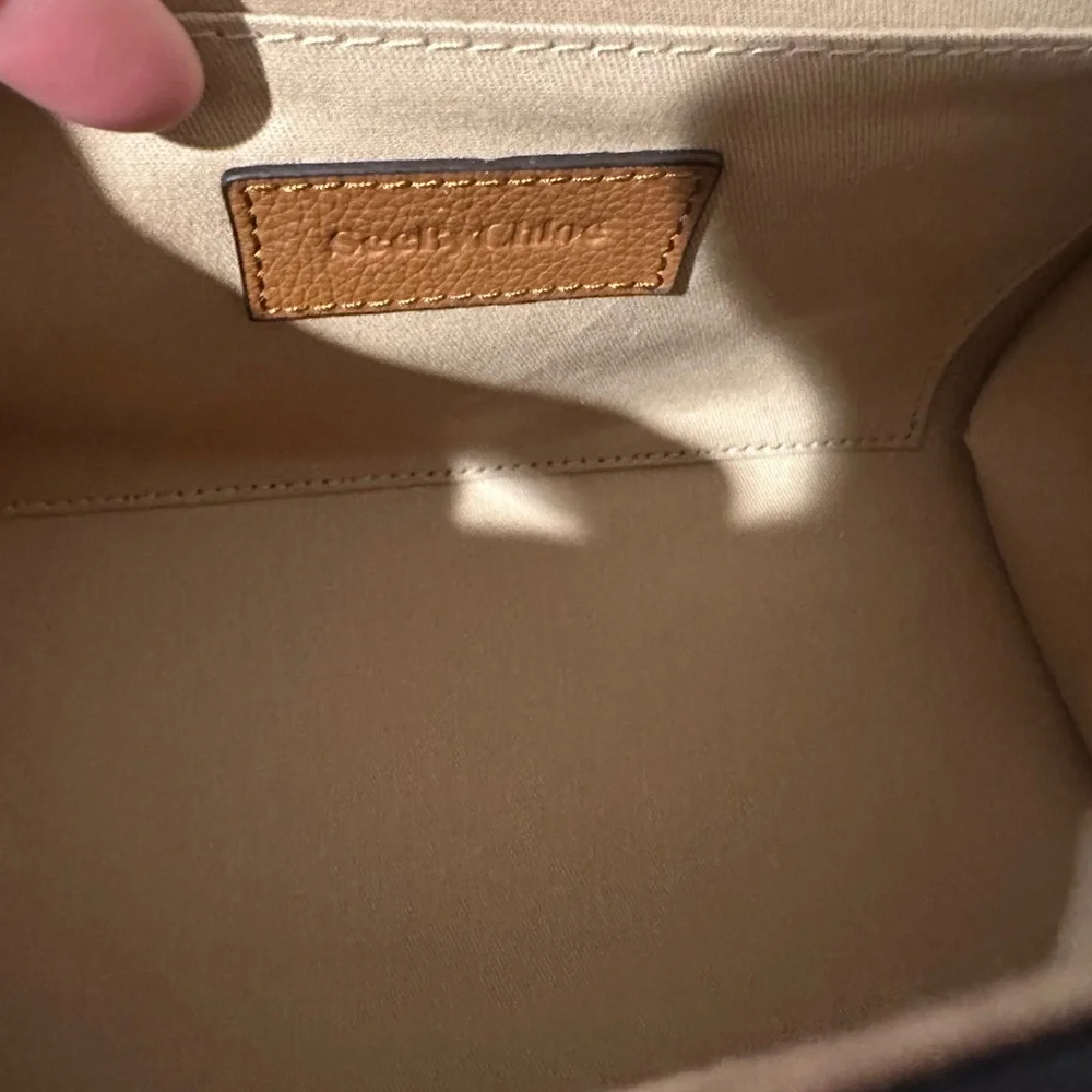 See By Chloé Women's Brown Joan Ladylike Shoulder Bag - Picture 7 of 7